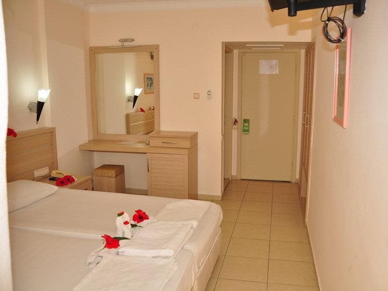 Nergos Garden Hotel