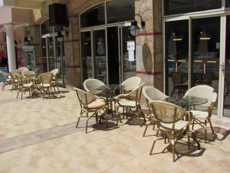 Villa Side Hotel