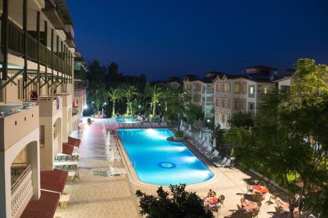 Villa Side Hotel