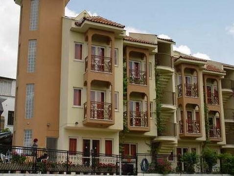 Ozhan Apartments