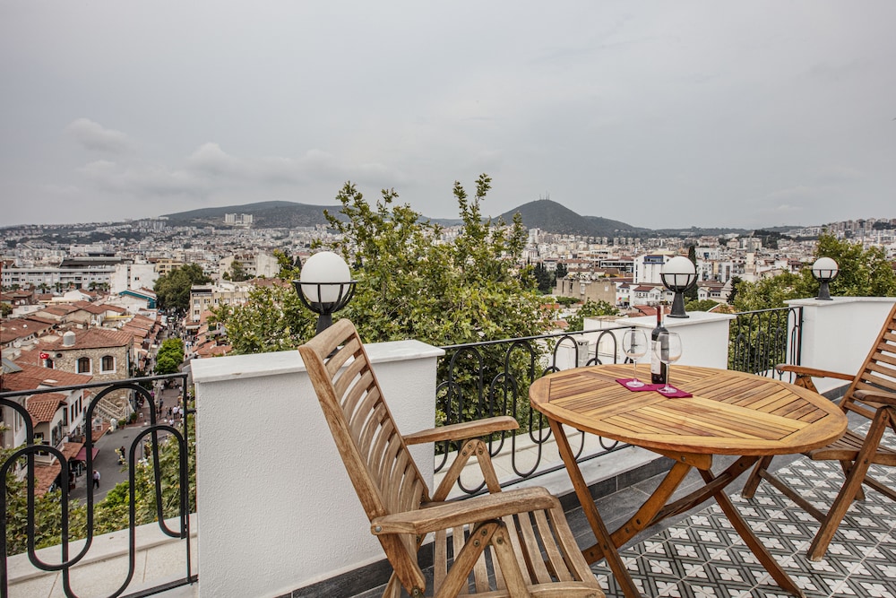 Eliada Hotel