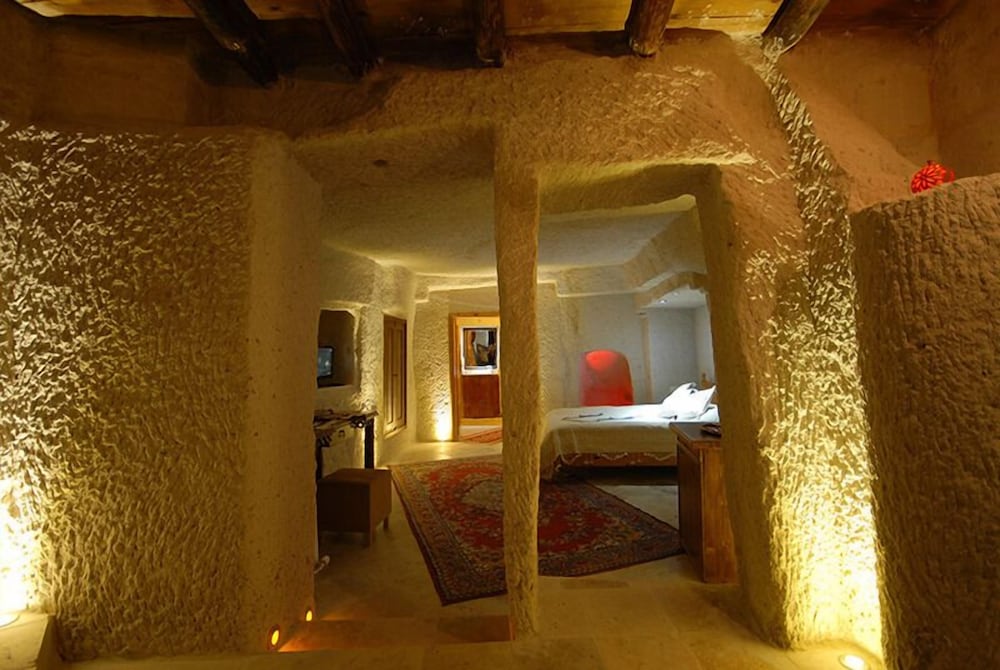 Arif Cave Hotel