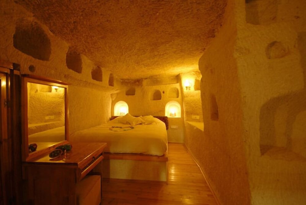 Arif Cave Hotel