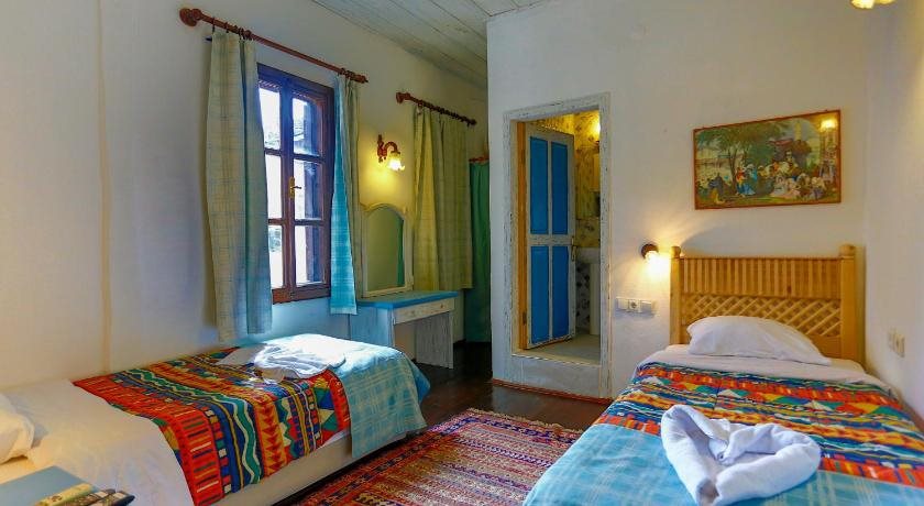 Atelya Art Hotel