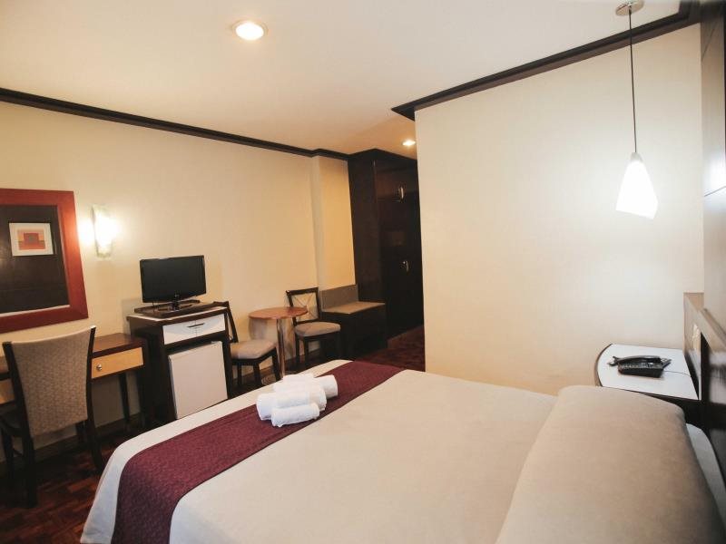 Crown Hotel