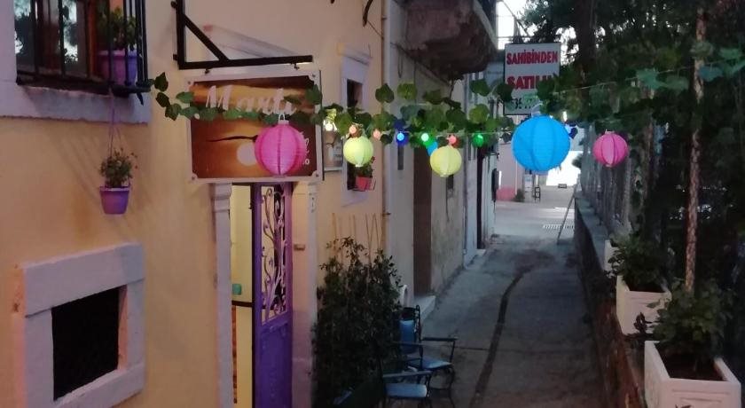 Marti Hotel