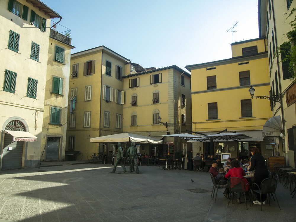 Apartments In Pistoia