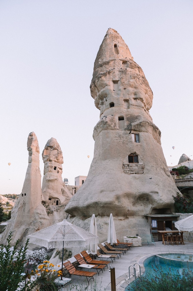 Aza Cave Hotel
