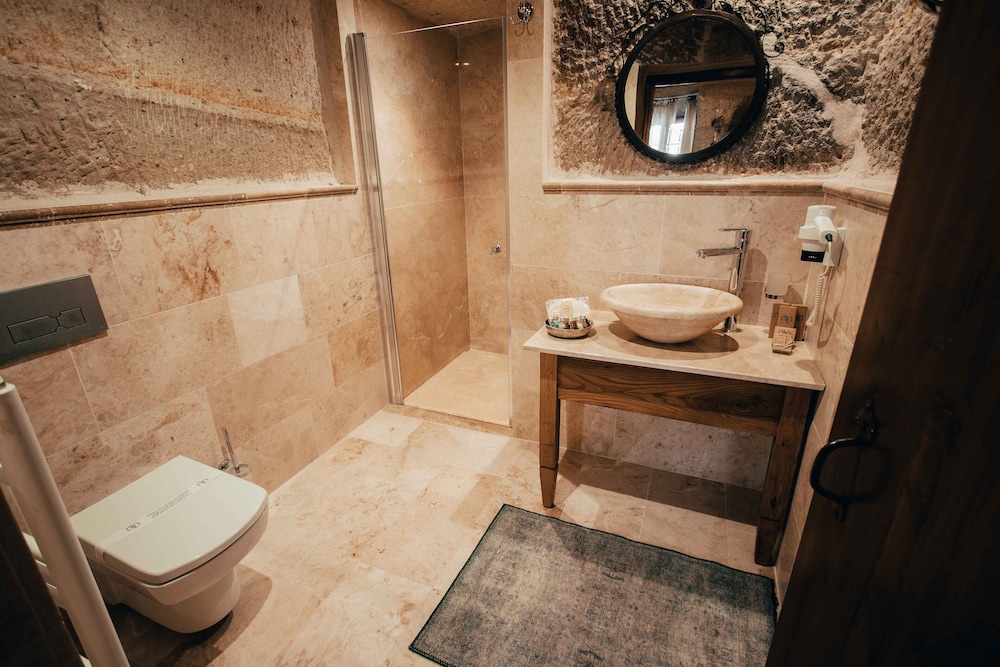 Aza Cave Hotel