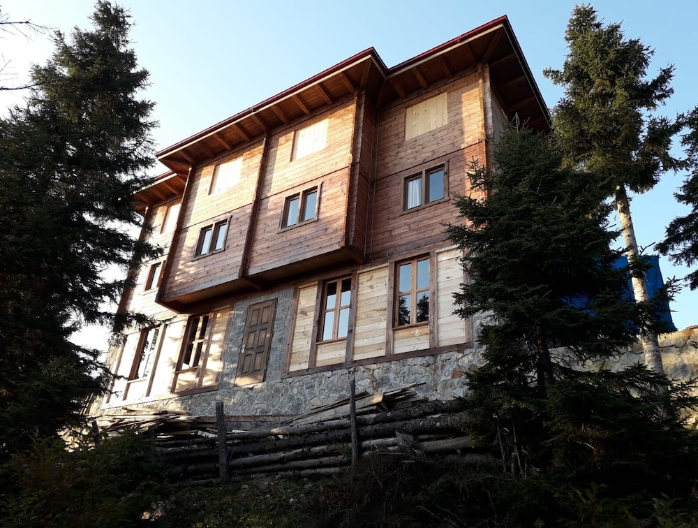 Pokut Inn
