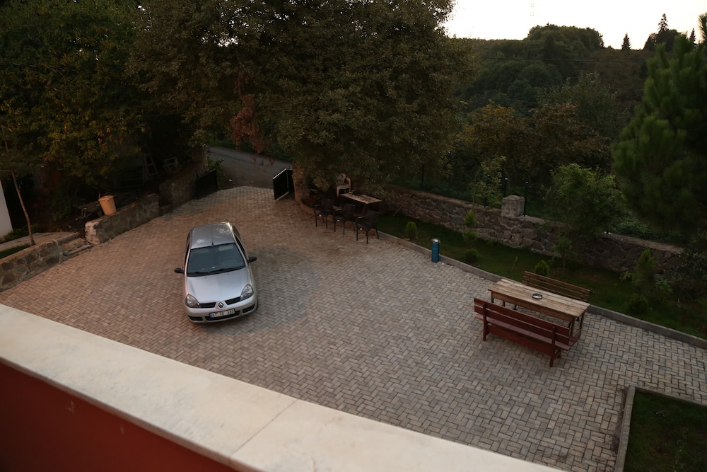 Boudil Park Villas