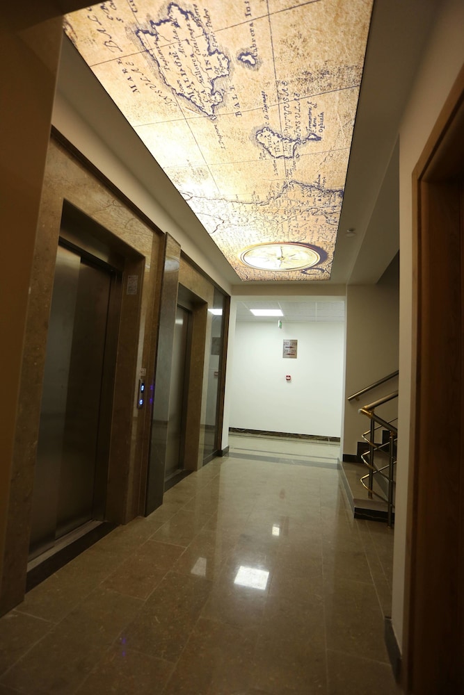 Rota 17 Hotels