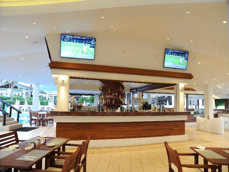 Adams Beach Hotel