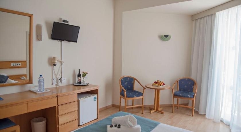 Kissos Hotel