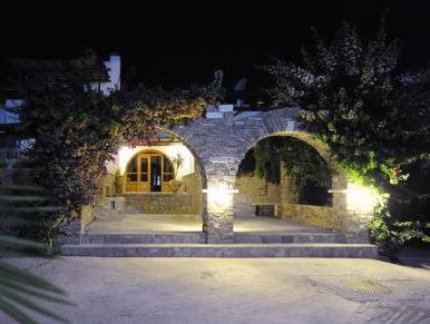 Siroco`s Rooms & Studios