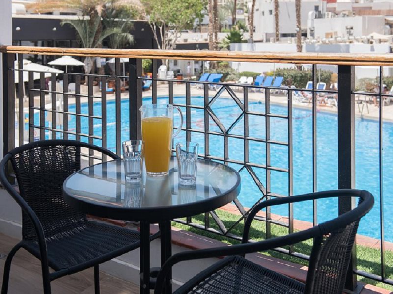 Americana Hotel 