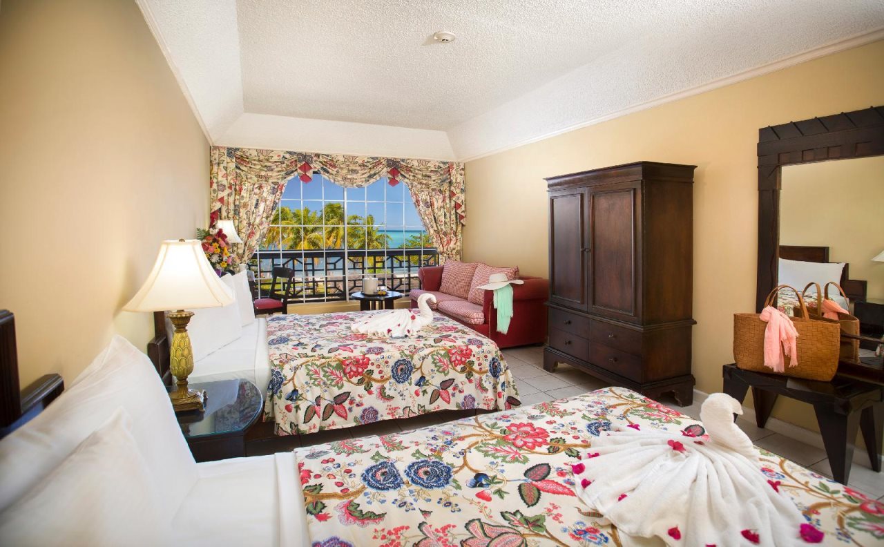 Rooms On The Beach - Ocho Rios