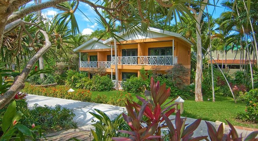 Sandals Ochi