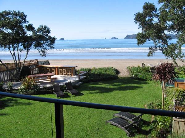 Beachfront Resort - Mercury Bay