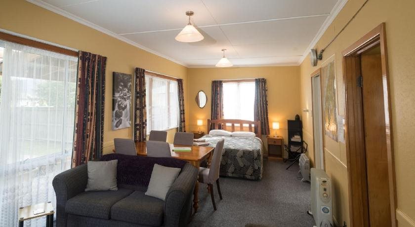 Accommodation Fiordland Self Contained Cottages