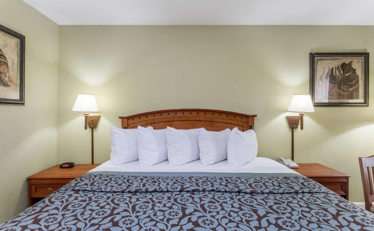 Days Inn By Wyndham Ormond Beach