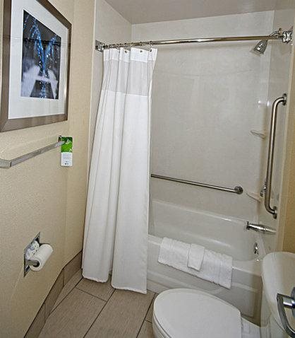 SpringHill Suites Charleston North