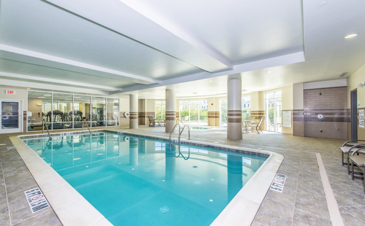 Holiday Inn Express Hotel & Suites Charleston Arpt-Conv Ctr Area