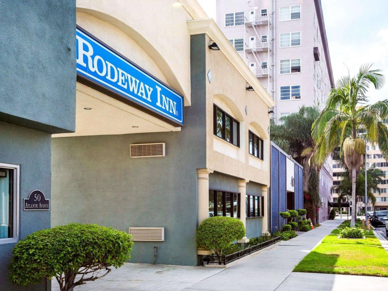 Inn at 50 at Long Beach Convention Center