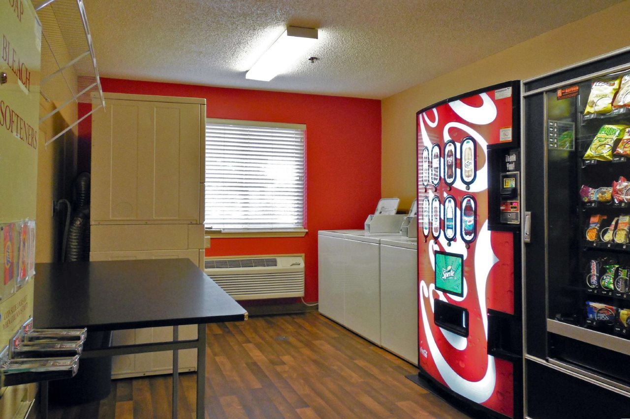Extended Stay America - Charleston - Northwoods Blvd.