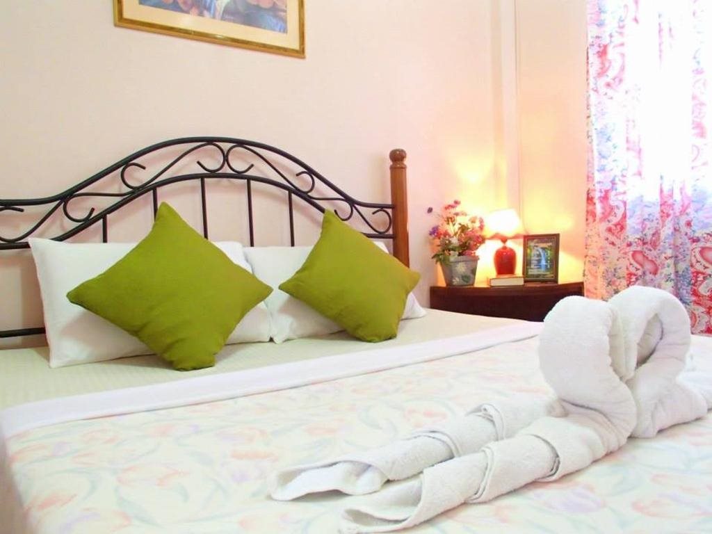 Tropical Sun Inn Palawan