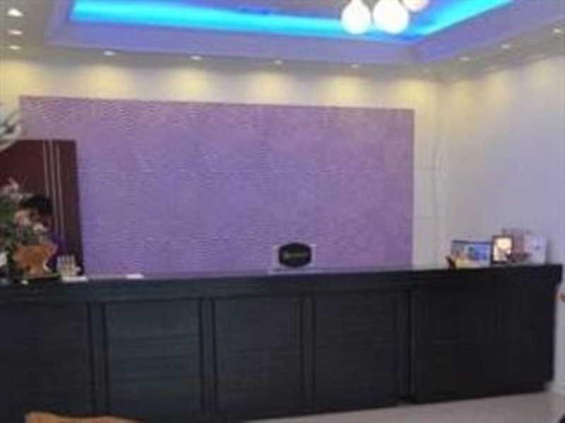 Edgardo`s Place And Restaurant