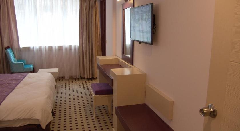 Izan Hotel
