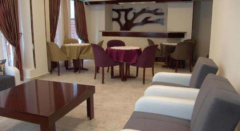Izan Hotel