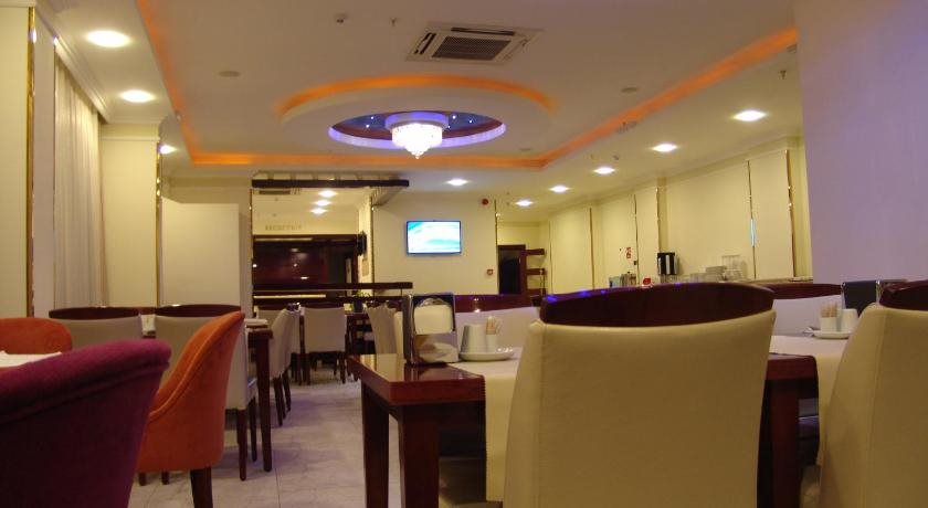 Izan Hotel