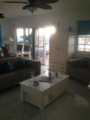 Landslake Apartments