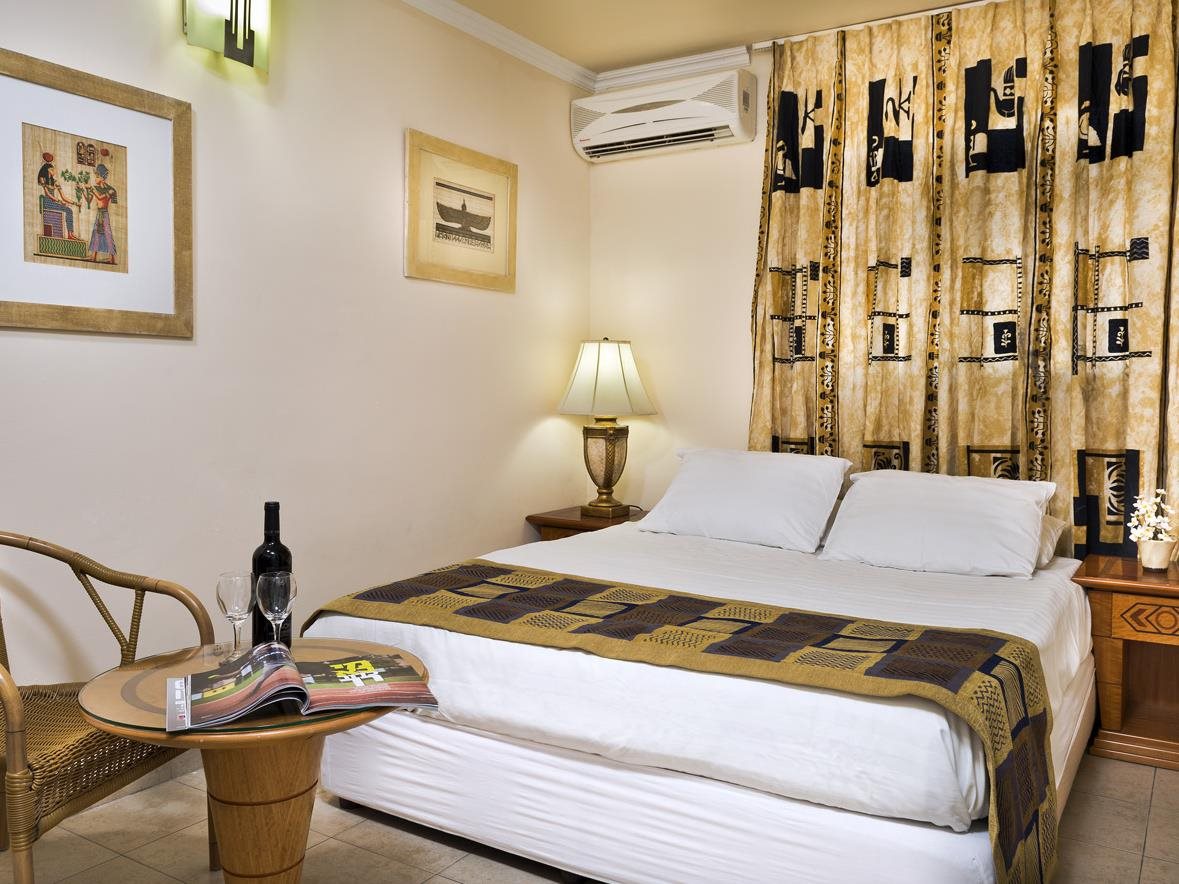 Melony Hotel