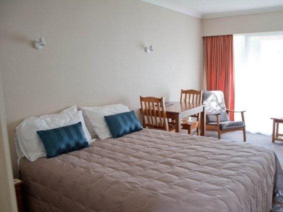 Alpenhorn Motel