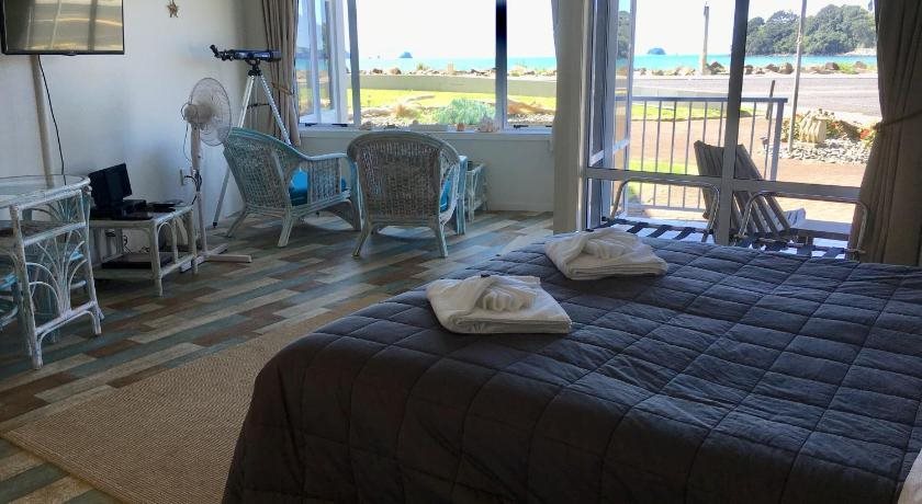 Waterfront Apartments Whitianga