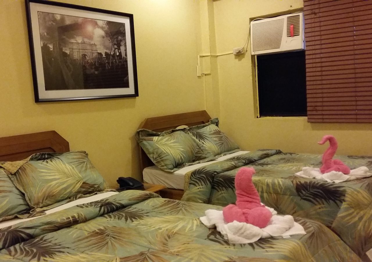 Flamingo Hostel