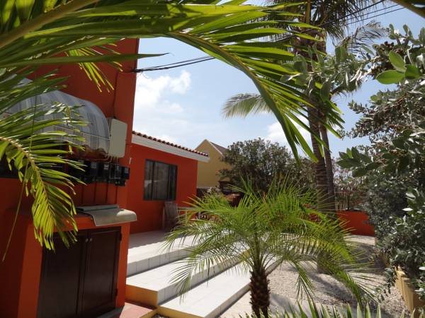 Cariña`s Studio-Apartments