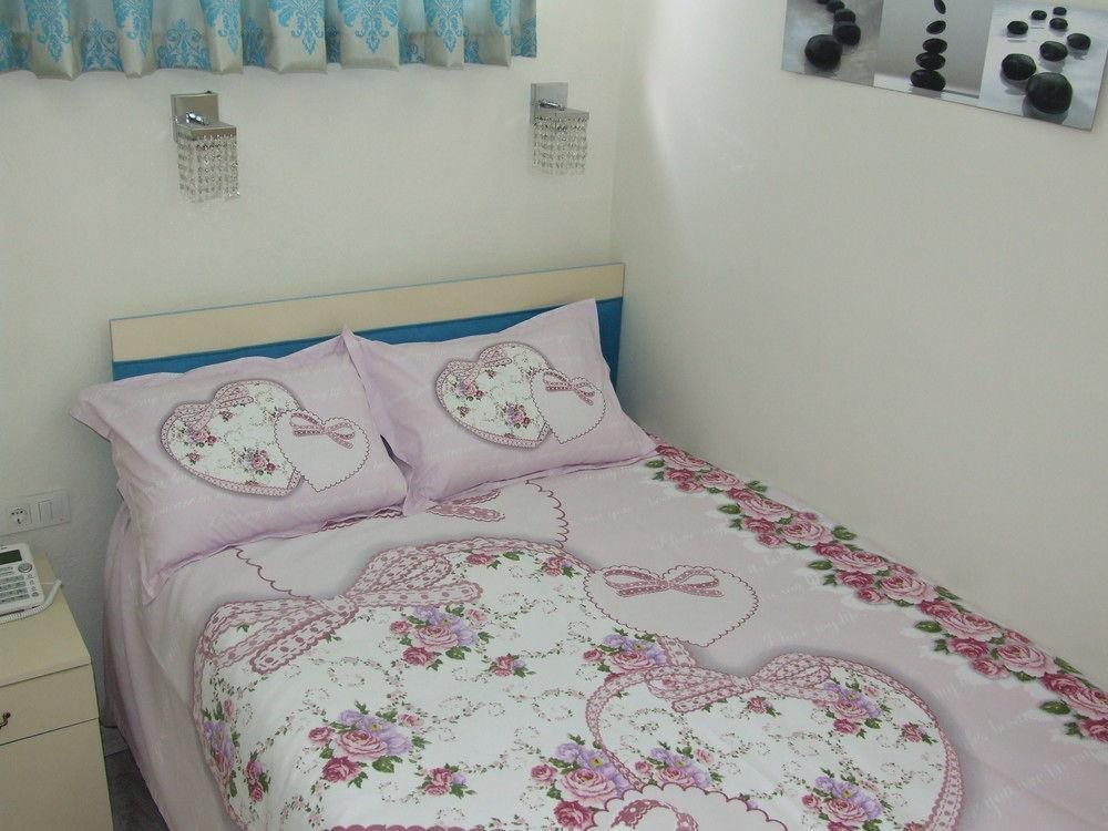 Armis Hostel