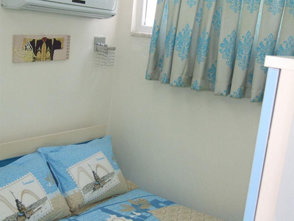 Armis Hostel