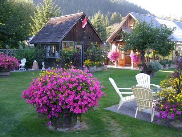 7 Acres Bed & Breakfast