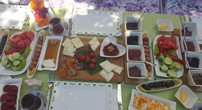 Alaçatl Alanur Otel