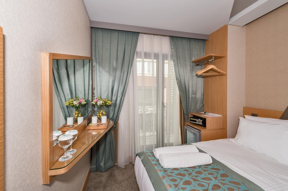 Hotel Genova Istanbul