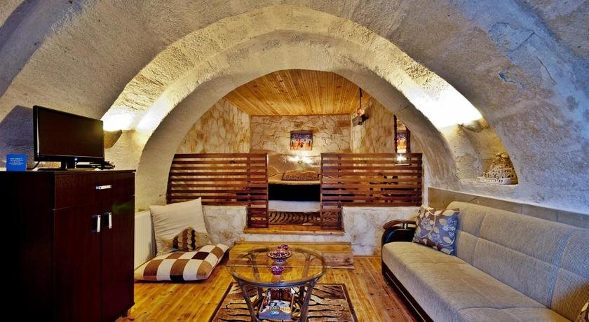 Adanos Konuk Evi