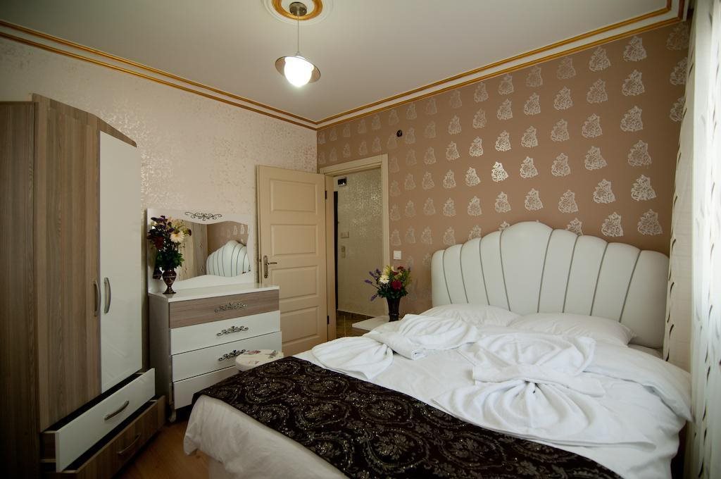 Bera House