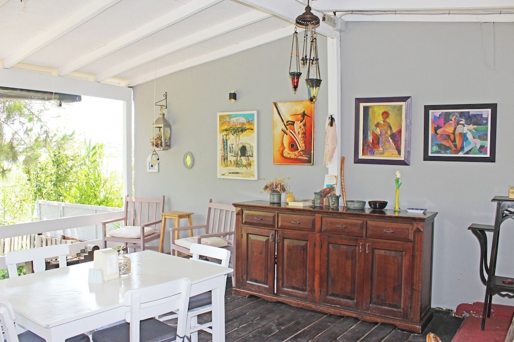 Arsipel Hotel