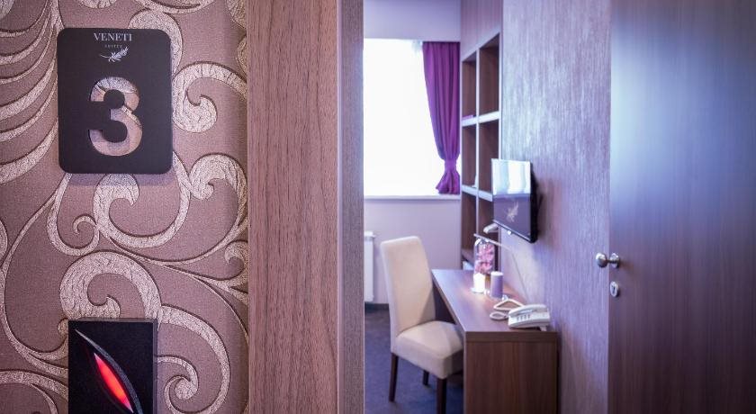 Veneti Suites