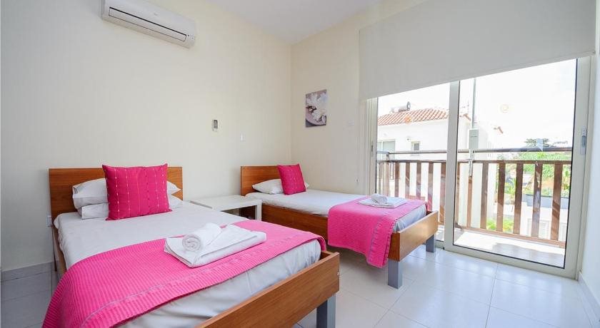 Oceanview Luxury Villa 073